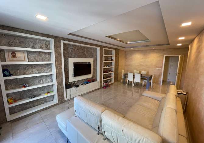 Shtepi ne shitje 2+1 ne Tirane - 213,000 Euro