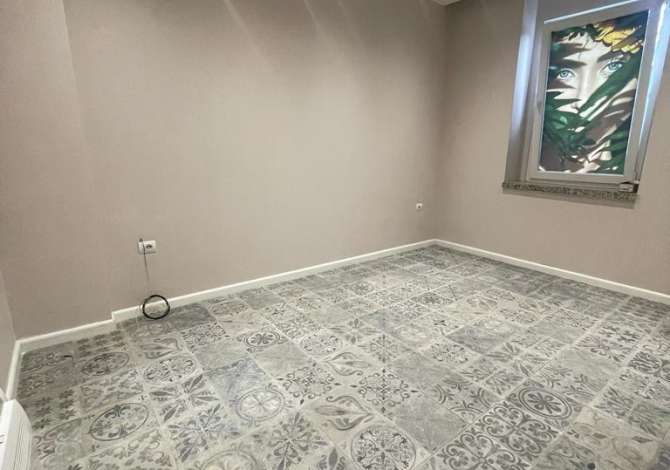 Ambient biznesi me qera 3+1 ne Tirane - 700 Euro