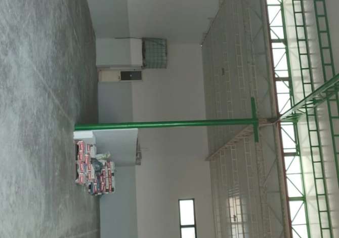 Ambient biznesi me qera 4+1 ne Tirane - 1,300 Euro