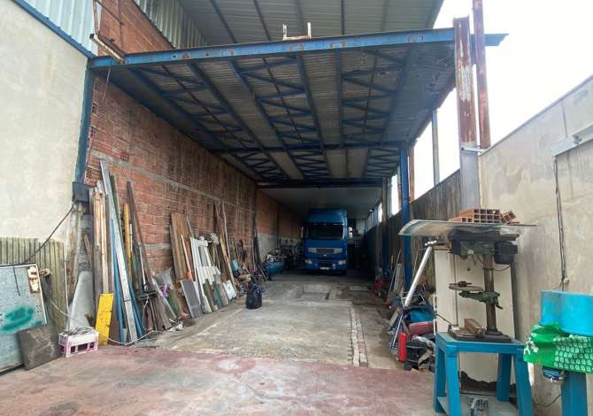Ambient biznesi me qera 4+1 ne Tirane - 3,000 Euro