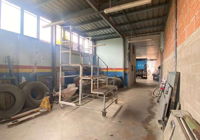 Ambient biznesi me qera 4+1 ne Tirane - 3,000 Euro