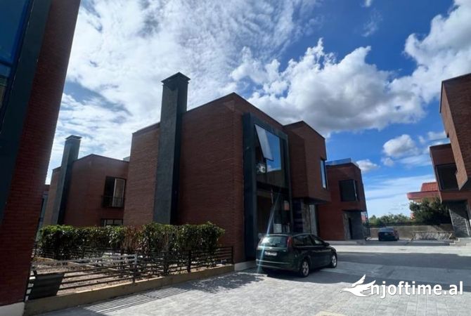 Shtepi ne shitje 3+1 ne Tirane - 390,000 Euro