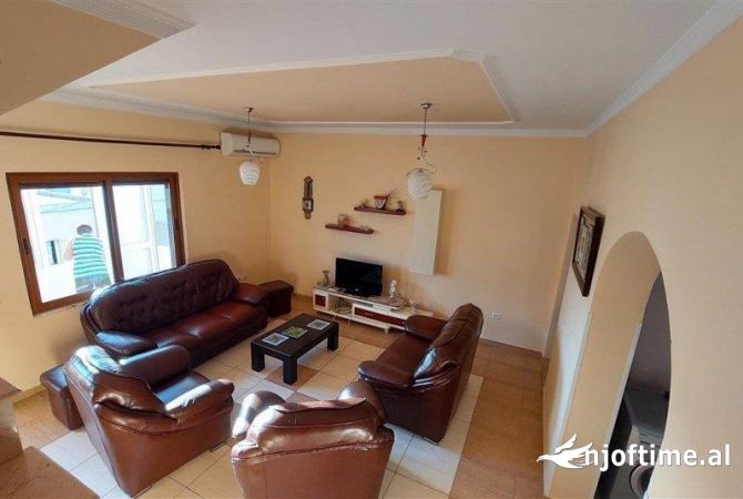 Casa in vendita 3+1 a Tirana - 250,000 Euro
