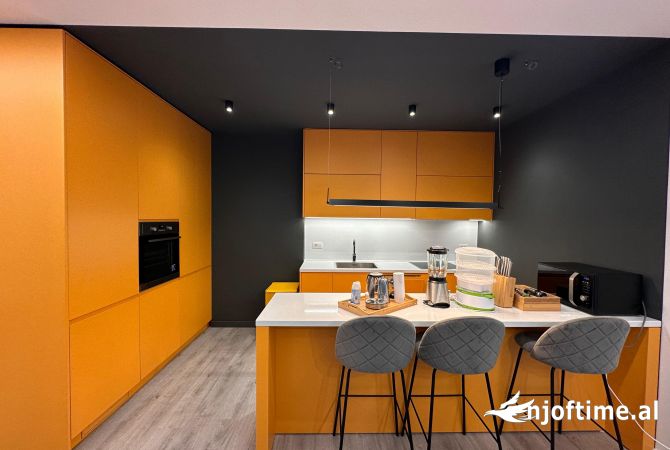 Shtepi me qera 2+1 ne Tirane - 900 Euro