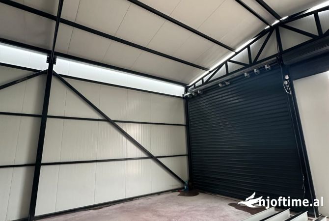 Ambient biznesi me qera 4+1 ne Tirane - 900 Euro