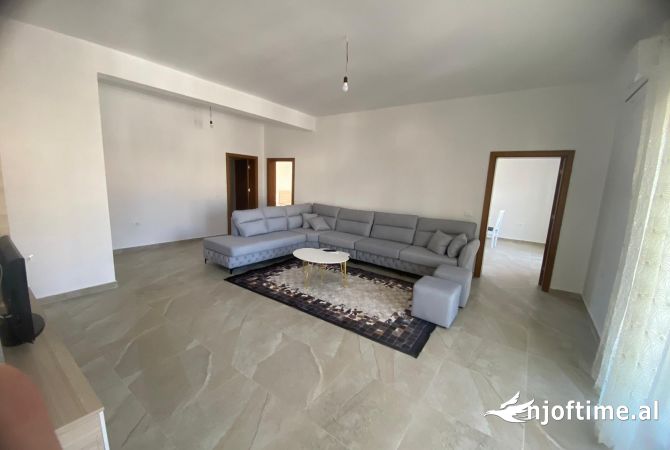 Shtepi me qera 3+1 ne Tirane - 500 Euro