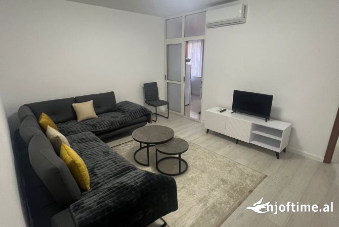 Shtepi me qera 1+1 ne Tirane - 650 Euro