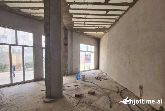 Business Property in Sale 1+1 in Tirana - 198,000 Euro