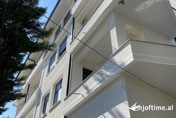Shtepi me qera 6+1 ne Tirane - 5,000 Euro