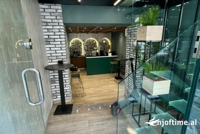 Ambient biznesi me qera 3+1 ne Tirane - 2,500 Euro