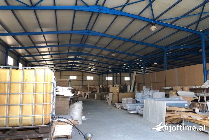 📢Jepet Kapanon Industrial me Qira ne Autostraden Tirane~Durres, Sip: 2600 m2🔑*