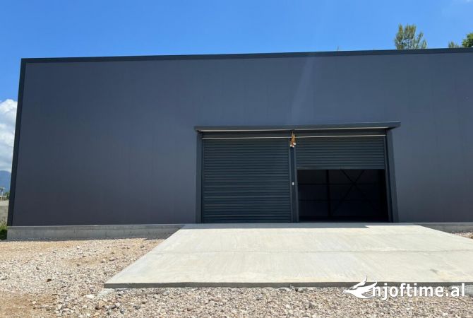 Ambient biznesi me qera 4+1 ne Tirane - 5,000 Euro