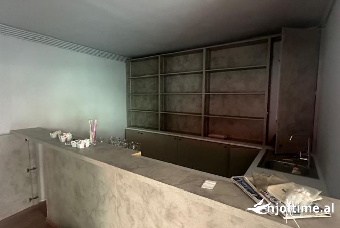 Ambient biznesi me qera 1+1 ne Tirane - 1,000 Euro