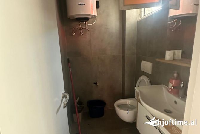 📢 Ambient Biznesi me Qira te Sheshi Willson ne Bllok.Sip:132 m2🔑