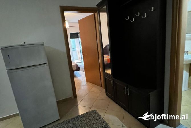Shtepi ne shitje Apartament ne Tirane, 1+1, Mobilimi E mobiluar, Pagesa 122,000  Euro.