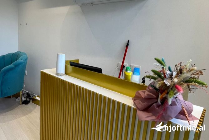 ✨ Shitet Biznesi ,tek Liqeni i Thate