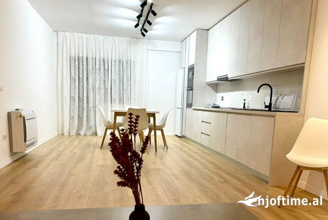 Shtepi ne shitje 2+1 ne Tirane - 250,000 Euro