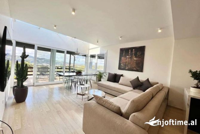 Shtepi ne shitje Apartament ne Tirane, 2+1, Mobilimi E mobiluar, Pagesa 420,000  Euro.