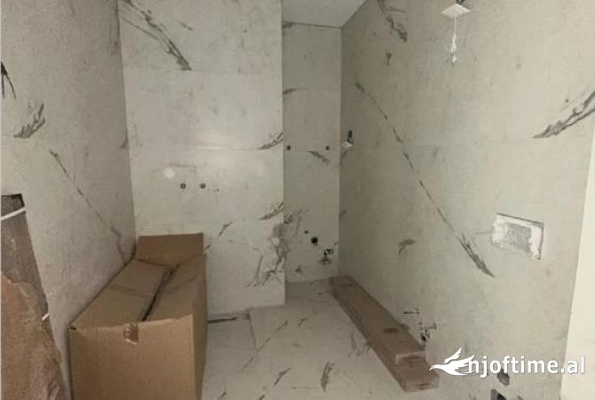 Apartment for sale in Tirana 1+1, Furnished