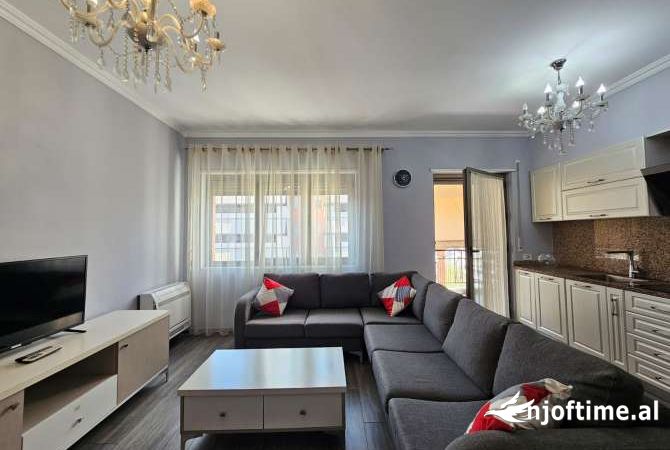 Shtepi me qera 3+1 ne Tirane - 1,000 Euro