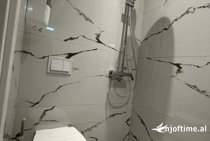 Shtepi me qera Apartament ne Tirane, 1+1, Mobilimi E mobiluar, Pagesa 700  Euro.