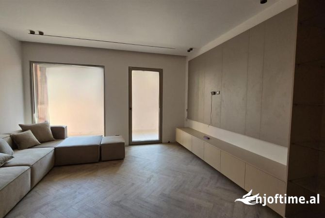 Shtepi ne shitje 2+1 ne Tirane - 372,002 Euro