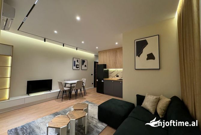 Shtepi ne shitje Apartament ne Tirane, 1+1, Mobilimi E mobiluar, Pagesa 150,000  Euro.