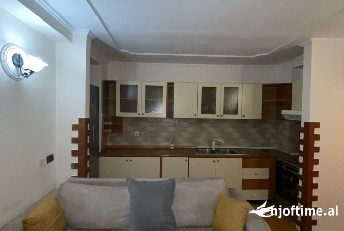 Shtepi me qera 1+1 ne Tirane - 500 Euro