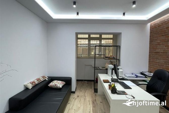 Shtepi ne shitje 1+1 ne Tirane - 125,000 Euro