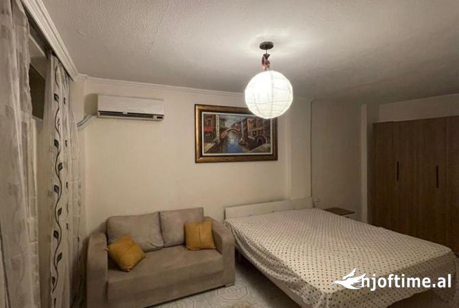 Shtepi me qera 1+1 ne Tirane - 500 Euro