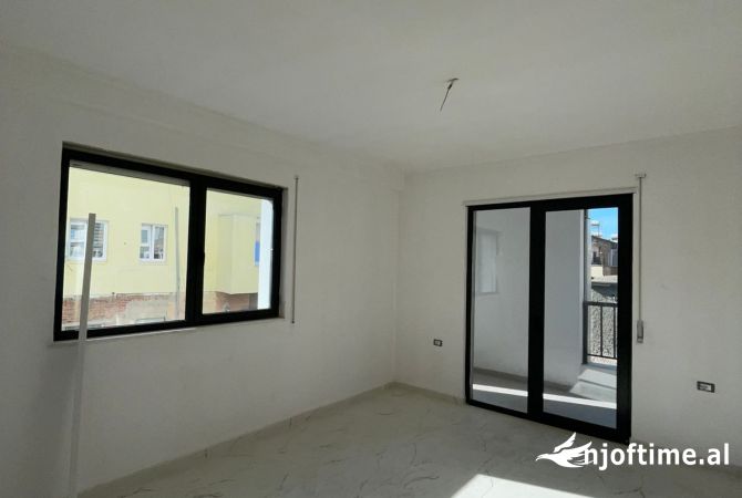Shtepi ne shitje 3+1 ne Tirane - 333,500 Euro