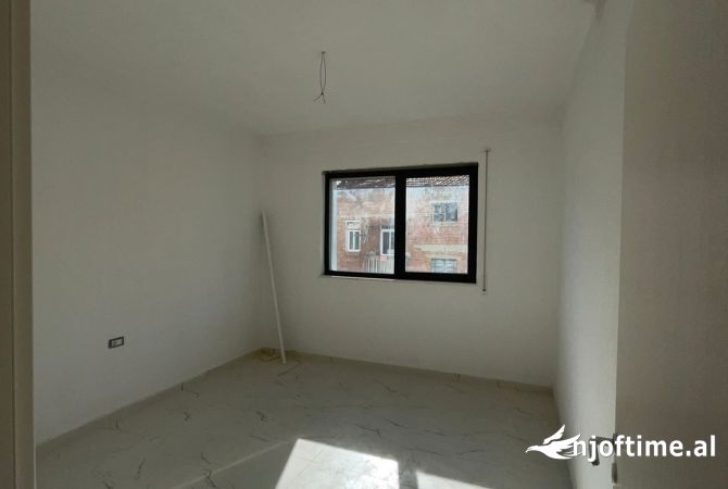 Shtepi ne shitje 3+1 ne Tirane - 333,500 Euro