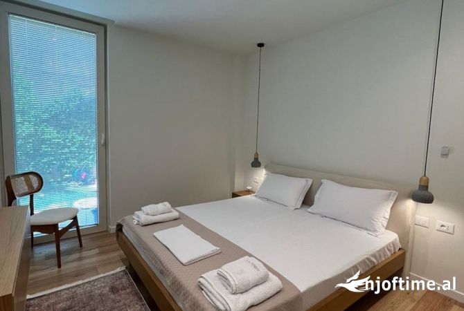 Shtepi ne shitje Apartament ne Vlore, 2+1, Mobilimi E mobiluar, Pagesa 765,000  Euro.