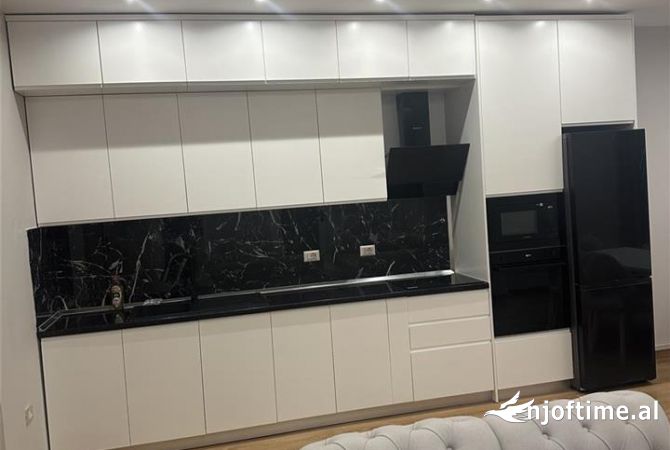 Shtepi ne shitje 2+1 ne Tirane - 180,000 Euro
