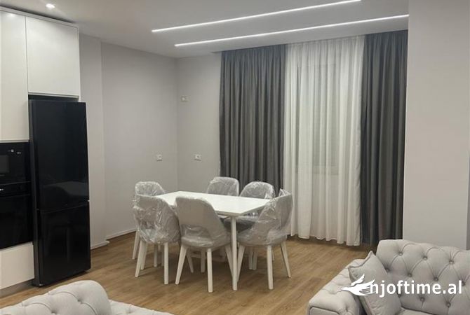 Shtepi ne shitje 2+1 ne Tirane - 180,000 Euro