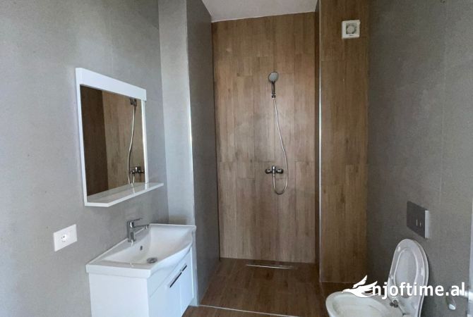📢Jepet Apartament 2+1 me Qira per Zyra ne nje Kompleks te ri te Pazari i Ri🔑