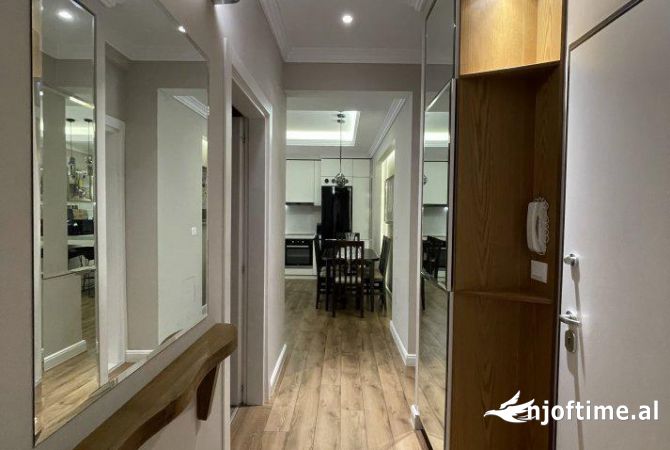 Shtepi me qera Apartament ne Tirane, 2+1, Mobilimi E mobiluar, Pagesa 750  Euro.