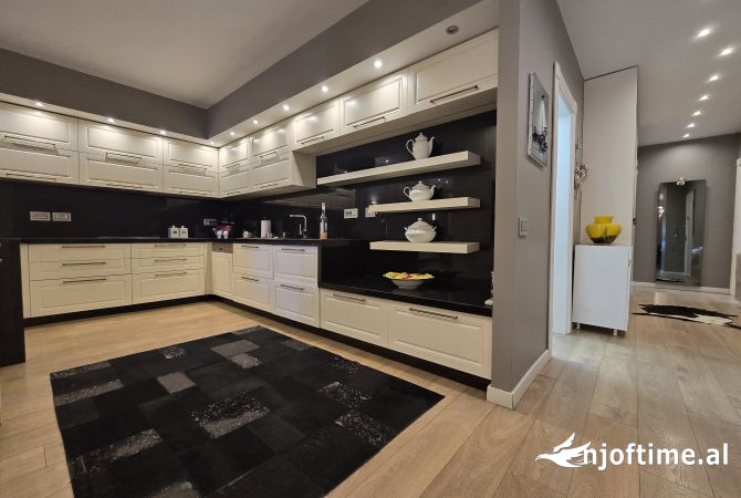 Apartment for rent in Tirana 2+1, Furnished