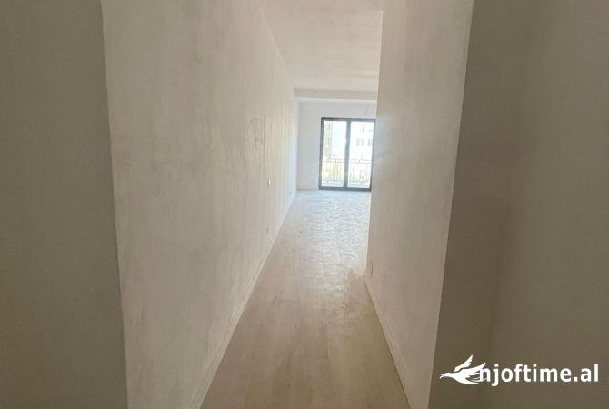 Apartment for sale in Tirana 2+1, Emty