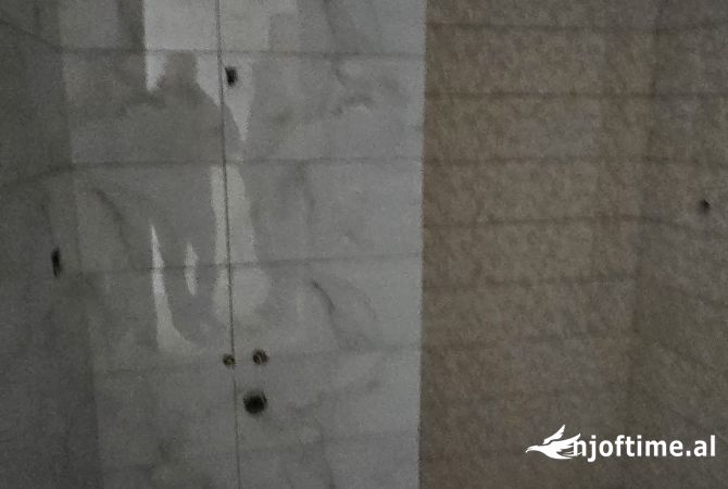 Shtepi ne shitje Apartament ne Tirane, 2+1, Mobilimi Bosh, pa mobiluar, Pagesa 103,650  Euro.