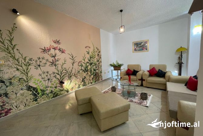 Casa in affitto 1+1 a Tirana - 700 Euro