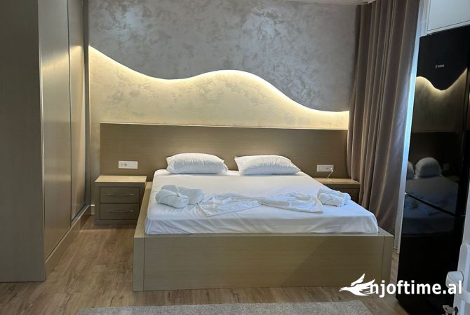 Shtepi me qera Garsoniere ne Tirane - 400 Euro