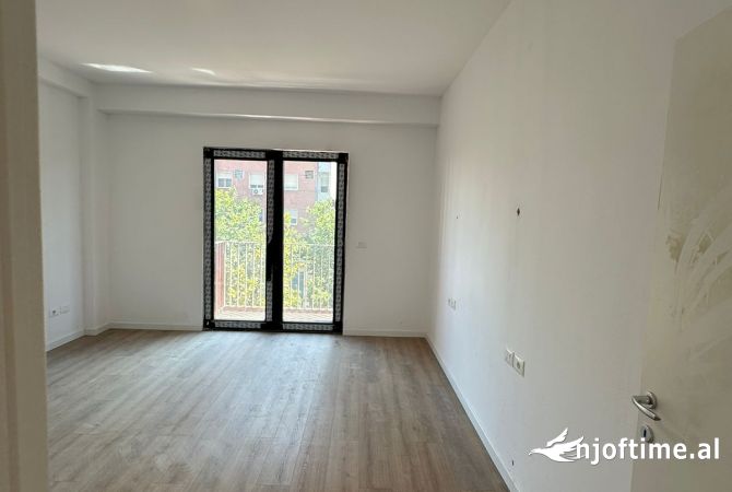 📢Jepet Apartament 4+1 me Qira per Zyra Te Tirana Garden Building: Dublex🔑