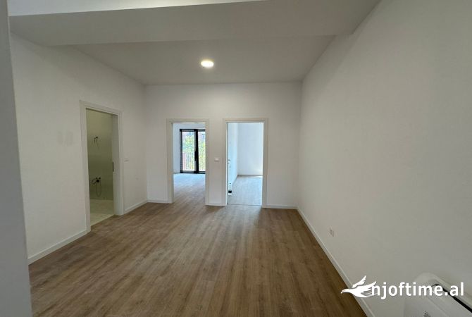 📢Jepet Apartament 4+1 me Qira per Zyra Te Tirana Garden Building: Dublex🔑