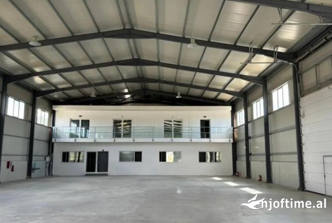 Ambient biznesi me qera 4+1 ne Tirane - 5,000 Euro