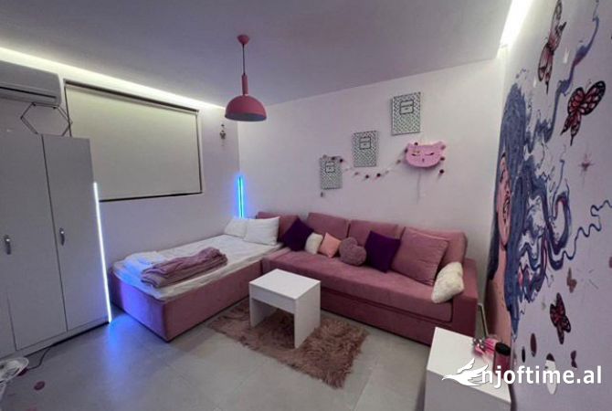 Shtepi me qera Garsoniere ne Tirane - 400 Euro