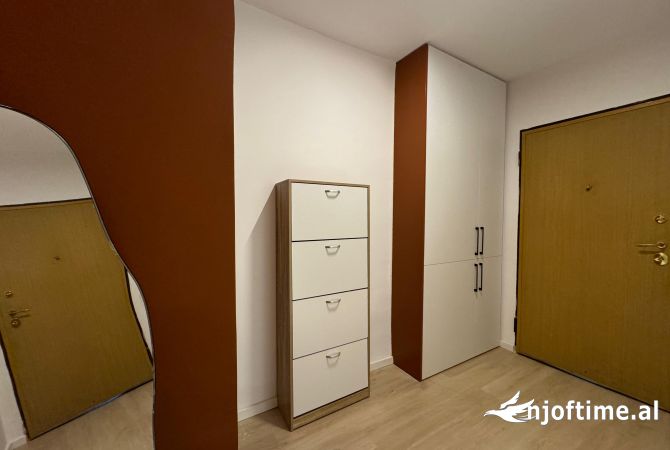 Shtepi ne shitje Apartament ne Tirane, 1+1, Mobilimi E mobiluar, Pagesa 155,000  Euro.