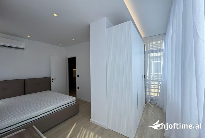 Shtepi ne shitje Apartament ne Tirane, 1+1, Mobilimi E mobiluar, Pagesa 155,000  Euro.