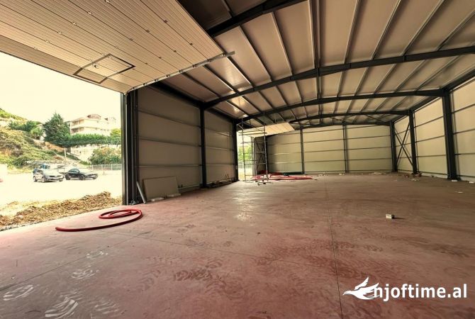 Ambient biznesi me qera 4+1 ne Tirane - 4,000 Euro