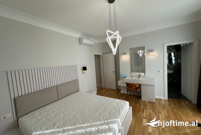 Shtepi me qera Apartament ne Tirane, 2+1, Mobilimi E mobiluar, Pagesa 1,500  Euro.
